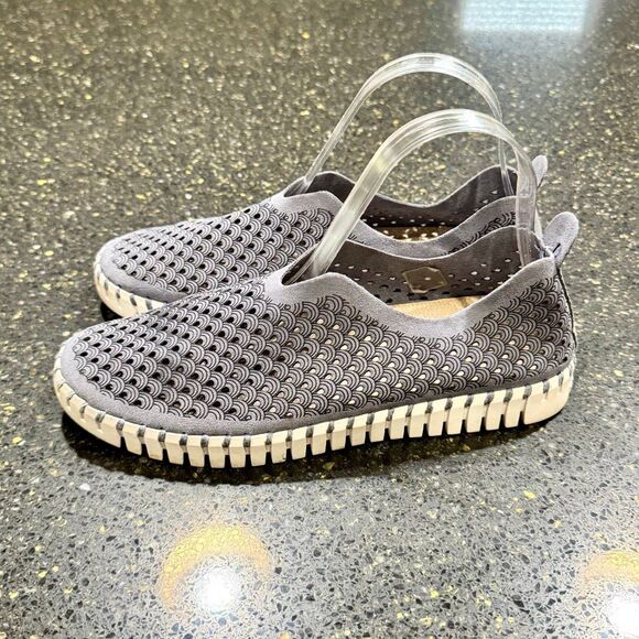 Ilse Jacobsen Tulip Flats. Gray. Size 40/US10. - Picture 3 of 9